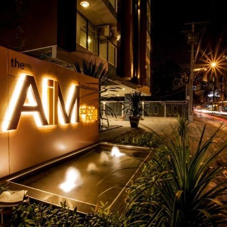 The Aim Sathorn Hotel Bangkok Exteriör bild