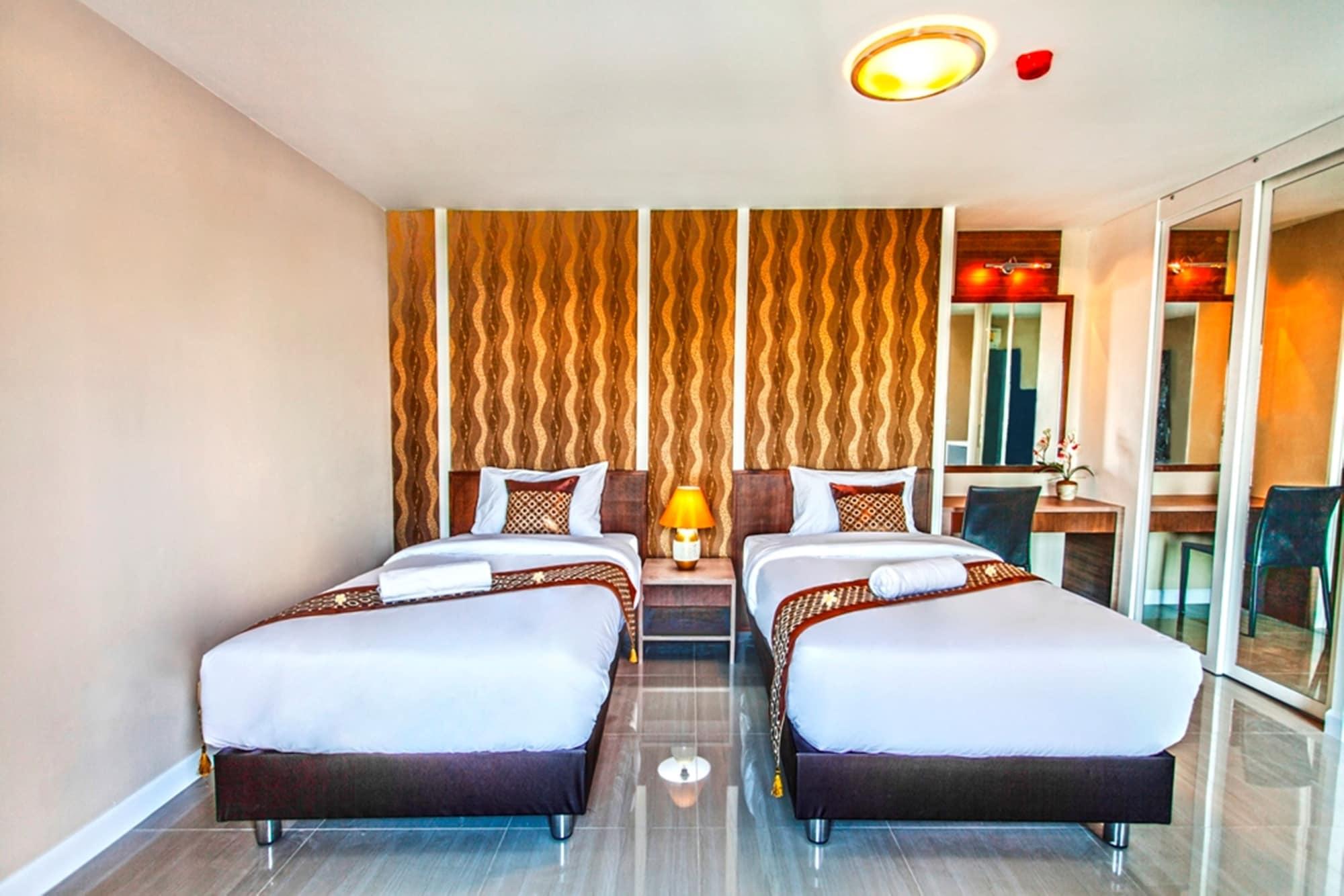 The Aim Sathorn Hotel Bangkok Exteriör bild
