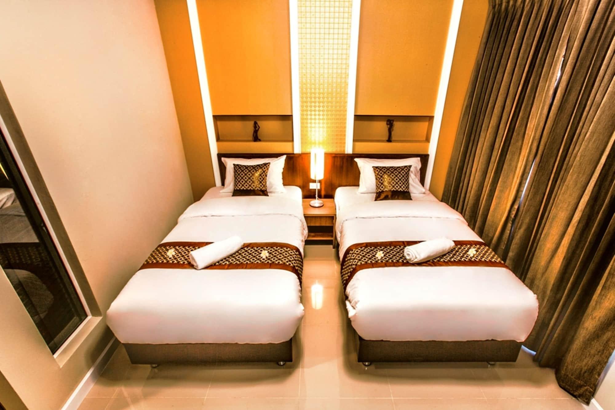 The Aim Sathorn Hotel Bangkok Exteriör bild