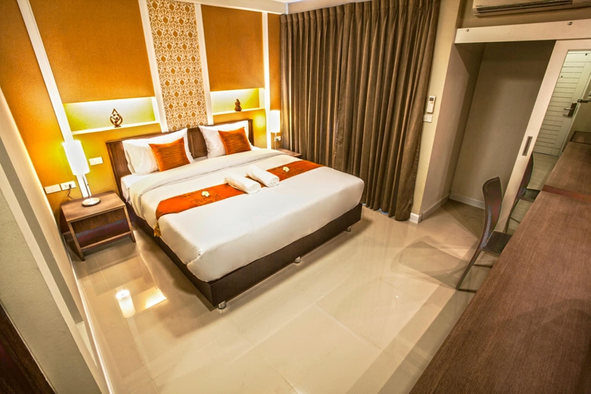 The Aim Sathorn Hotel Bangkok Exteriör bild