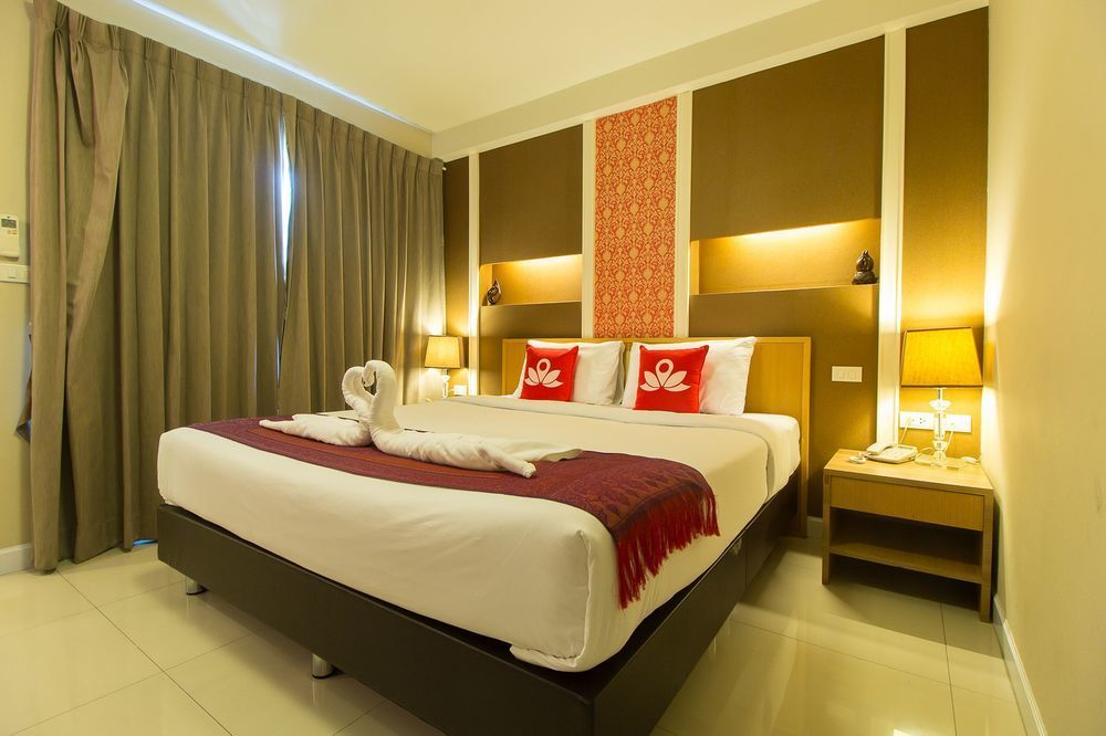 The Aim Sathorn Hotel Bangkok Exteriör bild